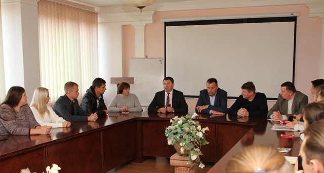 Обговорення освітньої програми Аналітика суспільних процесів у розпалі